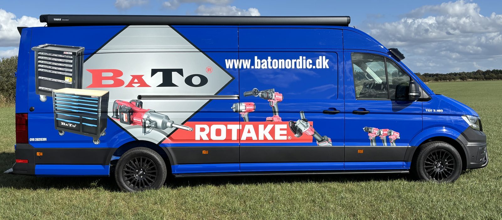 BATO Demo Bus set fra siden — BATOs mobile showroom paa de danske veje